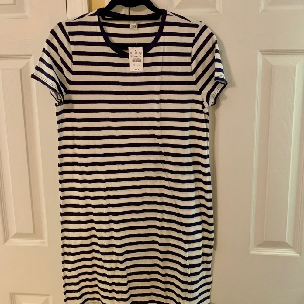NWT Unworn. J. Crew T-Shirt Dress in Navy/White Stripe. Size Small
